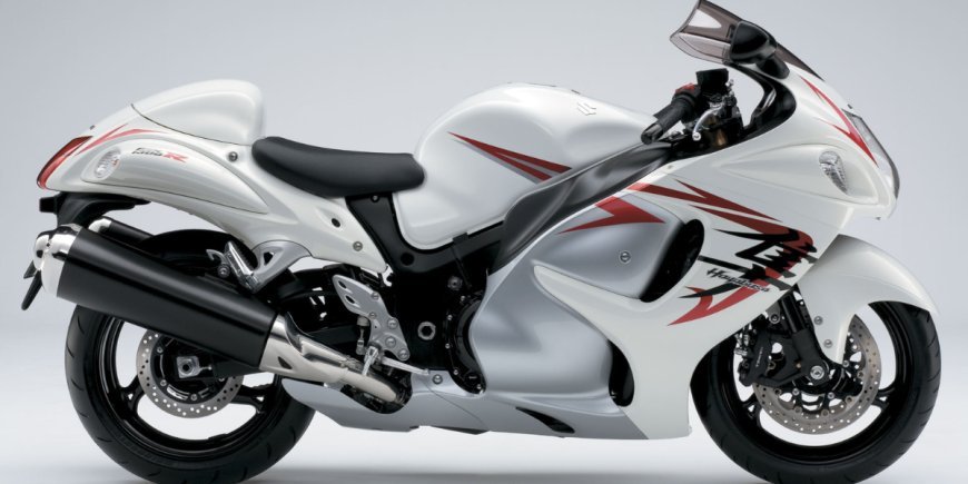 Suzuki Hayabusa comes in new color smart cruise, powerful and great look with control